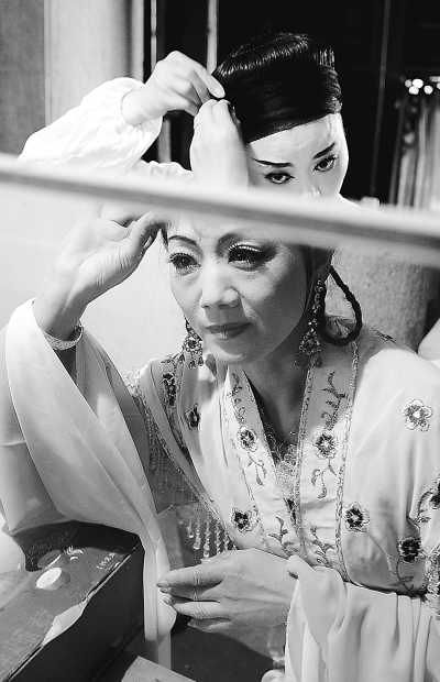 全国越剧票友大赛在浙江嵊州隆重开锣“票”在越乡(组图)