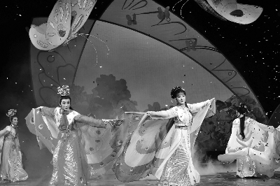 明星版《梁祝》为何能将越剧风刮向海外(图)