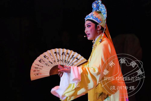 我市一越剧票友将在省城举办个人专场