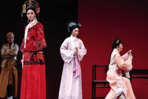 越剧《步步惊心》上海首演 浙江小百花获赞&ldquo;部部精心&rdquo;