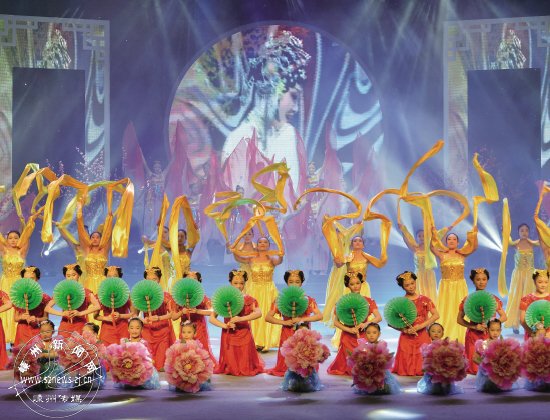 第十二届嵊州&middot;中国民间越剧节拉开帷幕