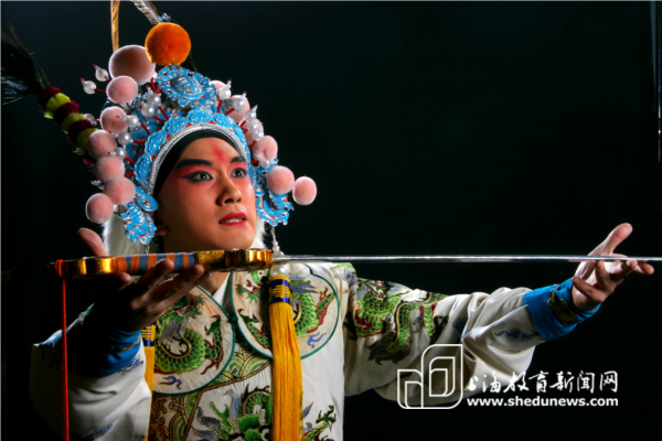 京剧、越剧、木偶剧 你想看哪种哈姆雷特？