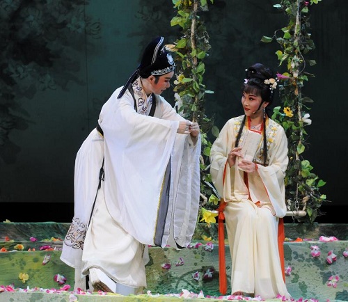 &ldquo;越坛才女&rdquo;陶琪重返舞台 时隔十年再演全本《李清照》