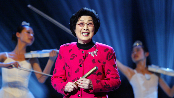 甘当绿叶，著名越剧表演艺术家傅全香留下&ldquo;铺垫精神&rdquo;