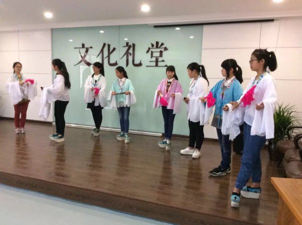 【传承&middot;少年派】温岭这所中学的学生，个个都会唱越剧