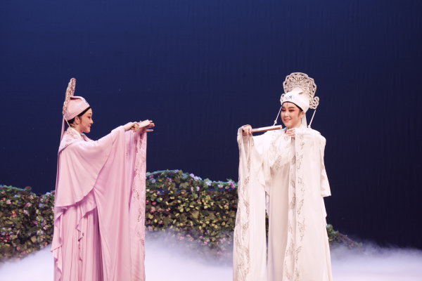 小百花入驻浙音首场演出 翩跹《梁祝》化蝶来