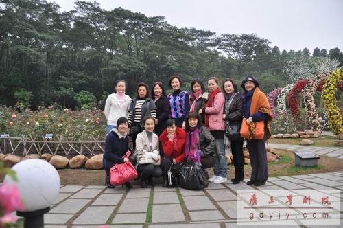 赏名花，庆&ldquo;三八妇女节&rdquo;