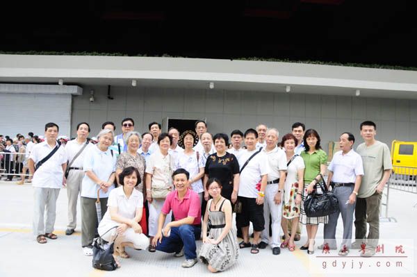 离退休党员&ldquo;七一&rdquo;博物馆游