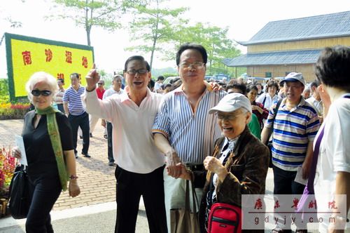 老同志南沙秋游