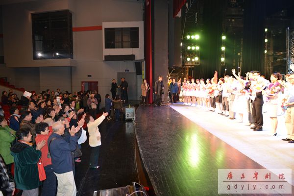 《青春作伴》活力继续辐射