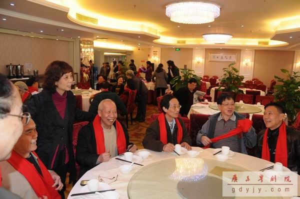 &ldquo;2014广东粤剧院迎春敬老茶话会&rdquo;今日举行