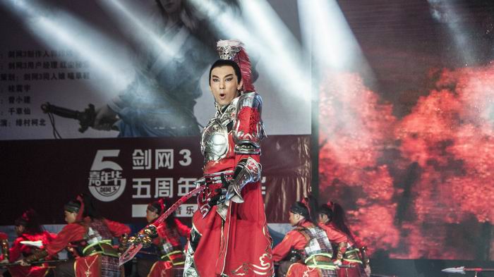 跨界首秀  粤剧《决战天策府》high翻万人场馆