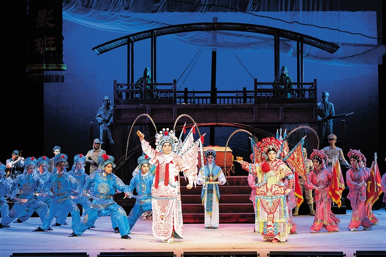 【海南日报】粤剧《梦&middot;红船》椰城精彩绽放