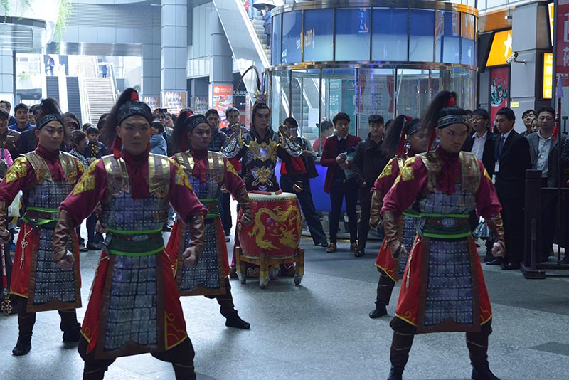 粤剧快闪登陆&ldquo;上海滩&rdquo;