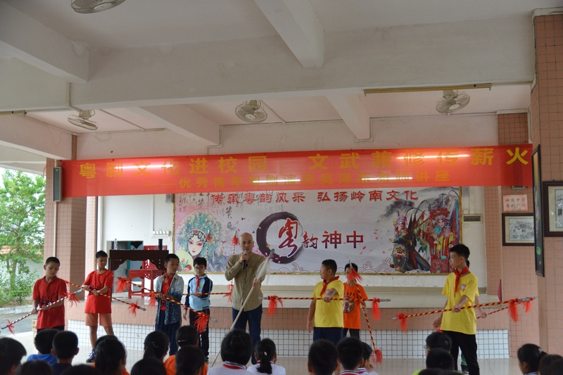 广东粤剧院&ldquo;粤剧进校园&rdquo; 走进广州市从化区神岗中学