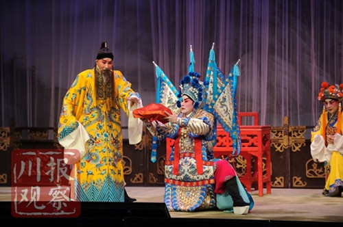 川剧、粤剧一次听个够 港蓉戏曲汇演让香港戏迷直呼过瘾