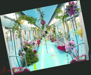 走！搭地铁 去&ldquo;睇&rdquo;粤剧&mdash;&mdash;广佛地铁昨日上线&ldquo;快乐号&rdquo;特色专列