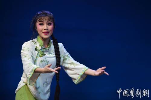 广州红豆粤剧团再演《鹅潭映月》修改版