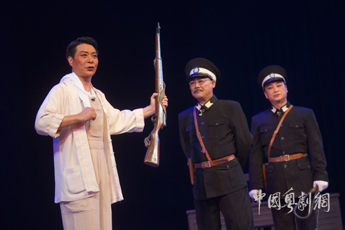 【青评点梅花】主旋律框架下的革命戏 &mdash;&mdash;评欧凯明与《刑场上的婚礼》