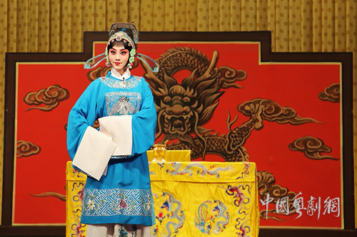 【青评点梅花】铁骨柔情世代传 &mdash;&mdash;评张馨月与京剧《谢瑶环》