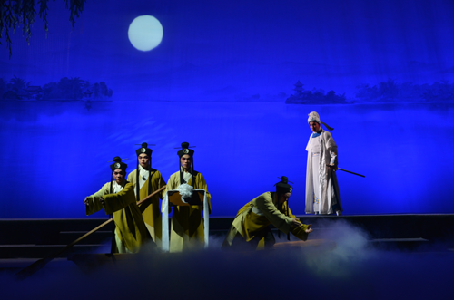 【演出资讯】新编粤剧《李白红梅》成功首演 穿越爱情故事缠绵幽怨惊艳