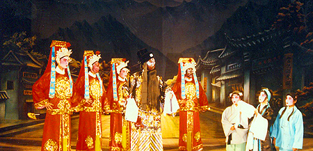 【江门资讯】打造&ldquo;粤剧之夜&rdquo;文化名片 培养粤剧&ldquo;小鲜肉&rdquo;