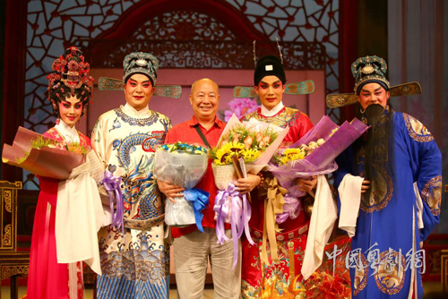 粤剧新气象新人登台当角儿老倌助阵甘当绿叶