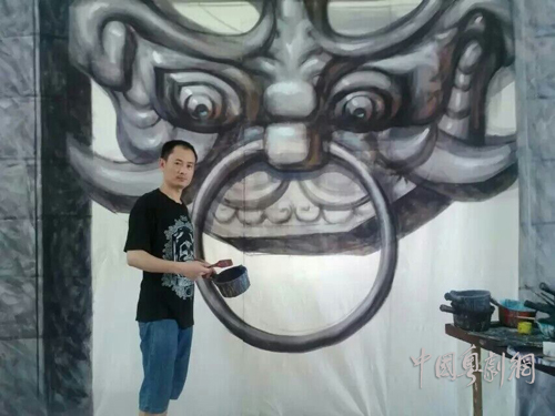 【剧苑随笔】幕后人物勾画精彩人生 记粤剧舞美设计邓兴