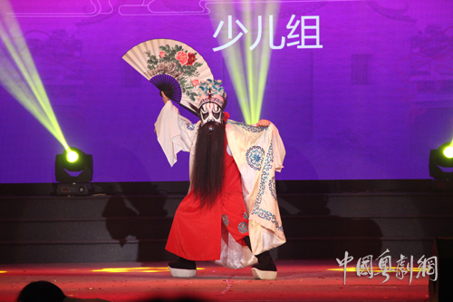 【小红豆风采】小花脸终于演忠臣 &mdash;&mdash;记广州市南海中学小红豆林家熙