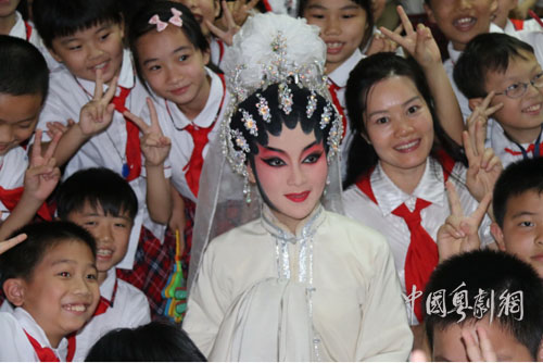 【小红豆风采】夏园小学&ldquo;走近艺术大师，粤剧文化进校园&rdquo;活动圆满结束