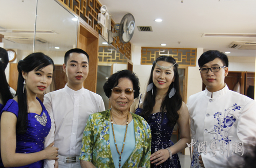 【活动资讯】&ldquo;黄莺初学试新声&rdquo;演出完满成功