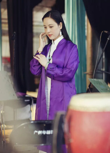 【剧苑随笔】梅花香自苦寒来，对话粤剧全能花旦吴非凡