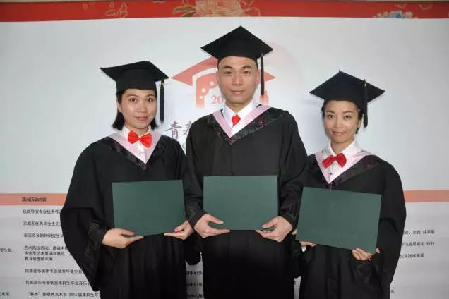 【粤剧传承】祝贺吴泽东、莫伟英、袁陈玉&ldquo;国戏&rdquo;毕业