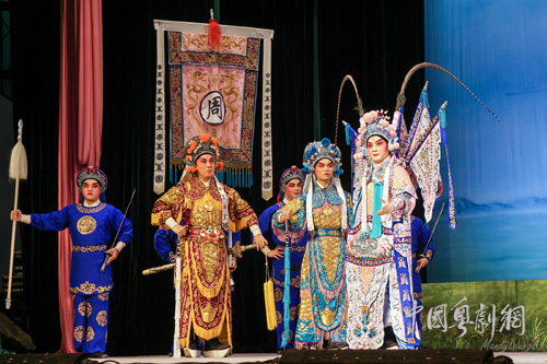 【剧苑随笔】南派传统武戏《三气周瑜》火爆粤剧文化广场