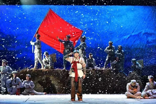 【剧苑随笔】新编现代粤剧《还金记》一连三场演出完美落幕