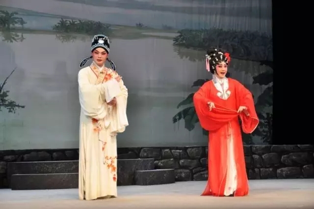 【剧苑随笔】&ldquo;周末剧场&rdquo;演出之二《梨花情》大受好评