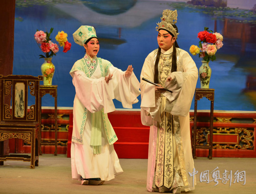 【剧评与争鸣】改而化之见功夫 &mdash;&mdash;评改编粤剧《天作之合》