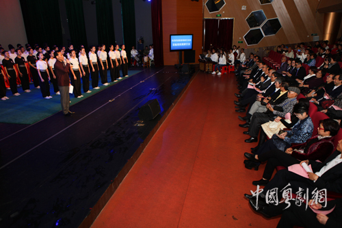 【粤港交流】香港民政事务局局长刘江华率香港粤剧交流团 到广东舞蹈戏剧职业学院交流