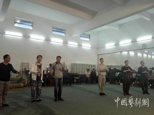 广州文学艺术创作研究院孵化计划剧目《梅花翘》的火热排练