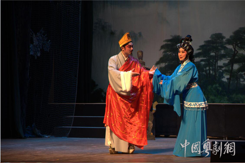 粤剧《帝苑风云》公演盛况空前  戏迷却&ldquo;有话说&rdquo;