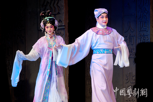 《五女拜寿》清远上演，名团名家送戏促广清两地文化交流