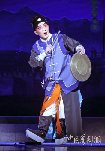 广州粤剧院广州团谐趣上演新编粤剧《侠盗娇妻状元郎》