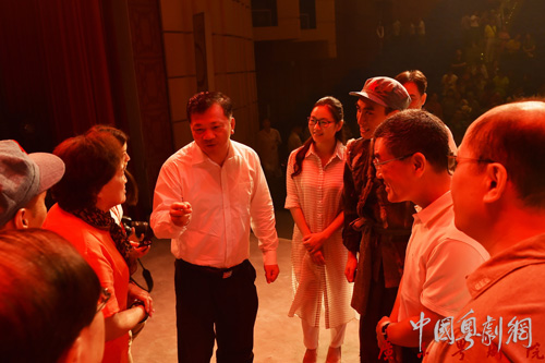 回顾&ldquo;八一&rdquo;献礼&mdash;&mdash;粤剧《还金记》