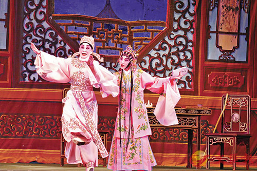 扬鸣儿童粤剧水平甚高