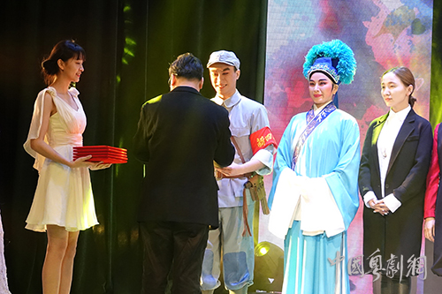 文汝清荣获第十届广东省&ldquo;新世纪之星&rdquo;称号