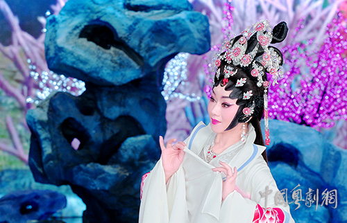 粤剧电影《柳毅奇缘》从今日起至27日在三大影院有得睇