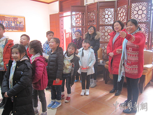 广州市振兴粤剧基金会助力从化小红豆茁壮成长