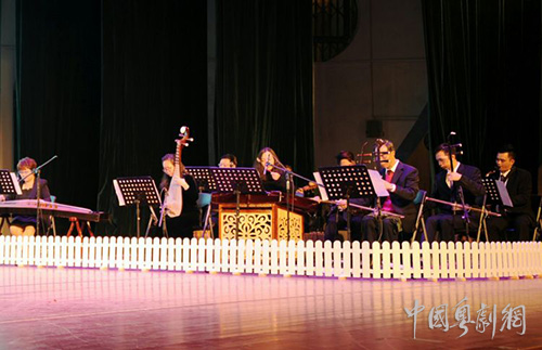 &ldquo;粤韵群星醉羊城---新春共贺改革开放四十年&rdquo;文艺晚会在广州市文化公园成功举办