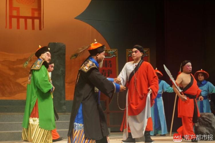 新编粤剧也兴反腐 《户部黎公》晋京演出