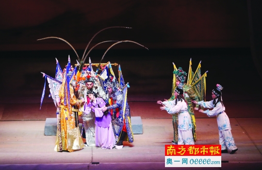 【五洲粤韵】羊城国际粤剧节连唱7天 以前愁没人，现在愁没票